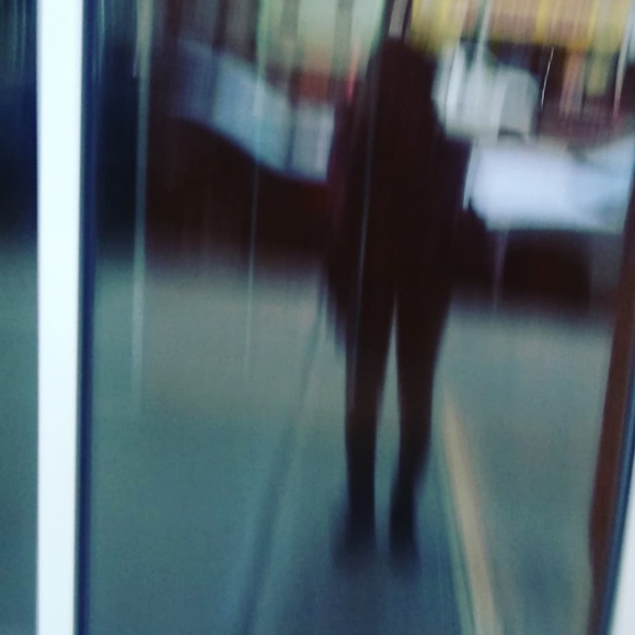 Jeans,Phone Case,Sweater - Picture 3 of 3